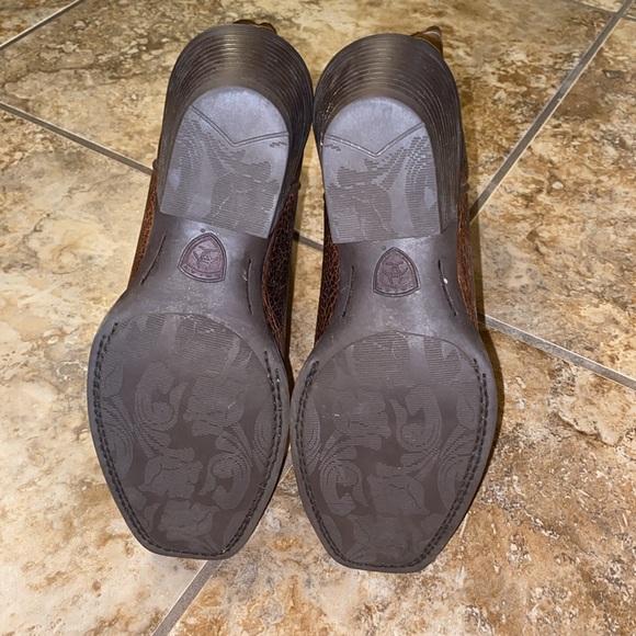 Ariat Women’s Legend Western Boot Size 6 1/2 - Picture 3 of 8